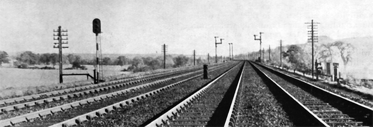 Photo of Distant signals at Boxmoor