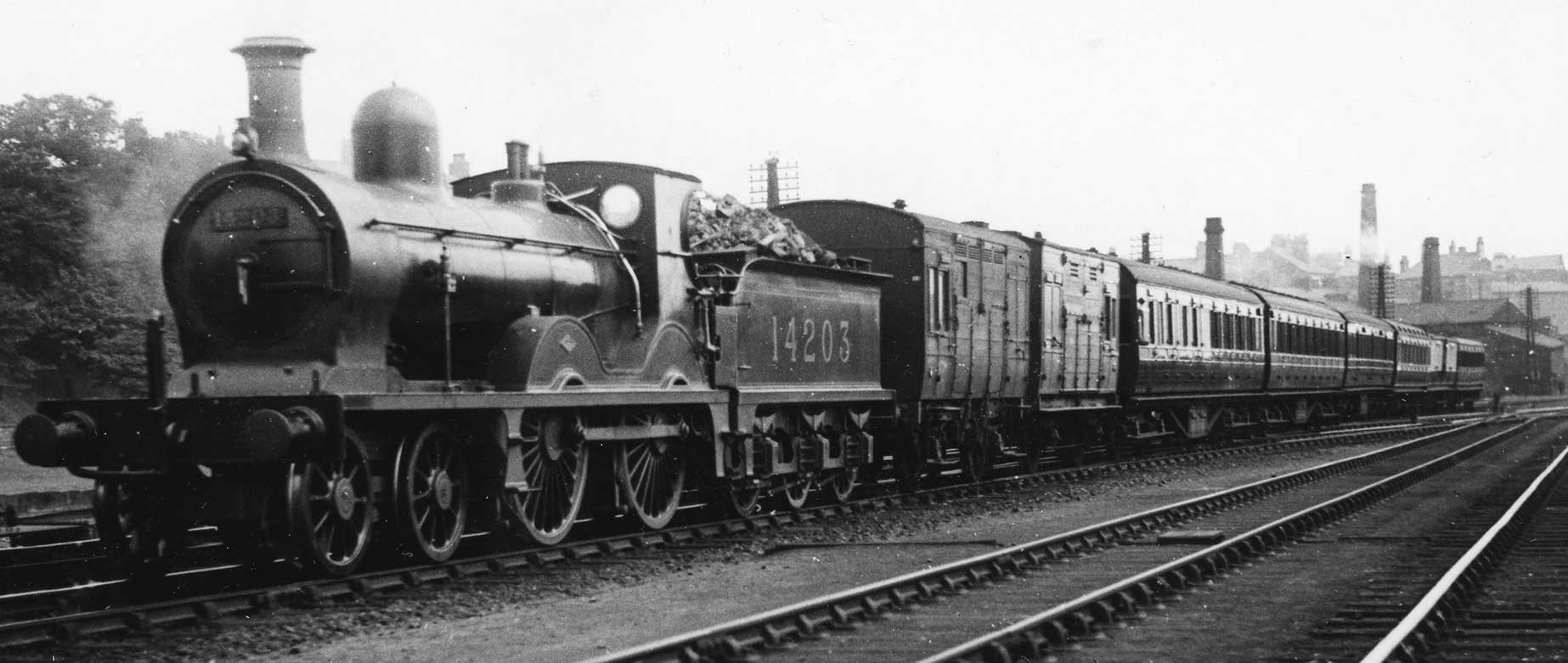 Manson fitted ex-GSW 14203 Photo showing Manson fitted ex-GSW 14203