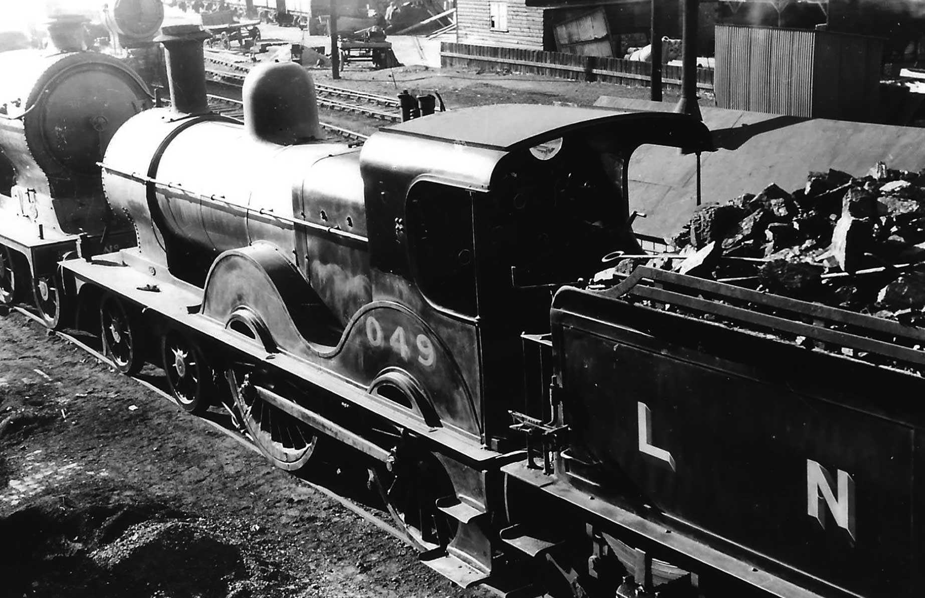 M&GN 4-4-0 No. 049 at Peterborough East on 20 May 1938 Photo showing M&GN 4-4-0 No. 049 at Peterborough East on 20 May 1938